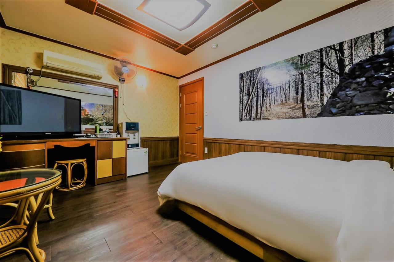 Pine Motel Борьонг Екстериор снимка