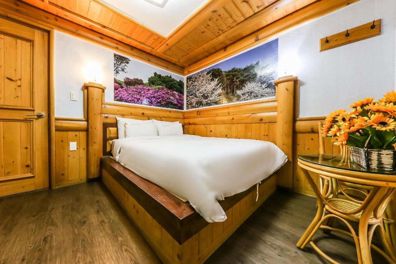 Pine Motel Борьонг Екстериор снимка